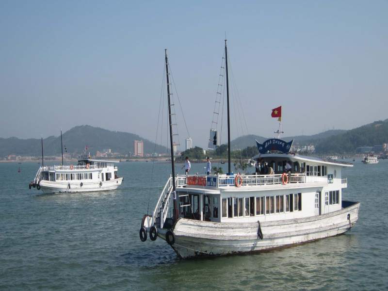 Halong Bay Standard Tour - 1 Day Tour